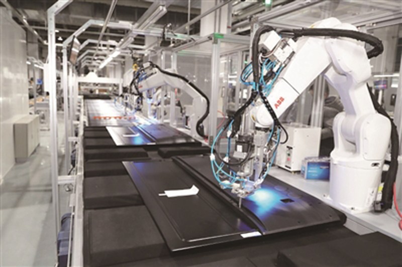 长虹控股集团 乘“智能经济”之势，以“AI+”战略抢滩产业新增长极